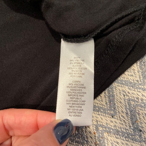 Tahari Black Blouse with Floral Chiffon Sleeves – Size 1X - Picture 7 of 7